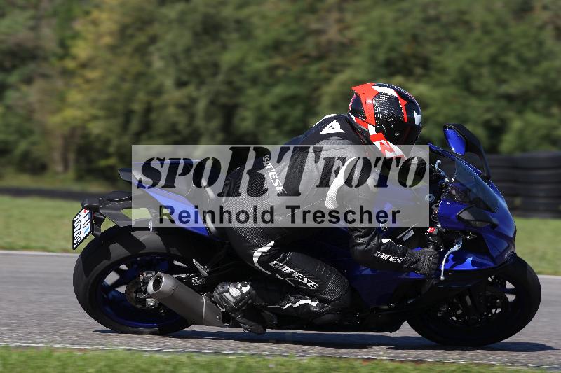 /Archiv-2022/65 20.09.2022 Straubhaar Fun Day ADR/Gruppe gruen/testbike